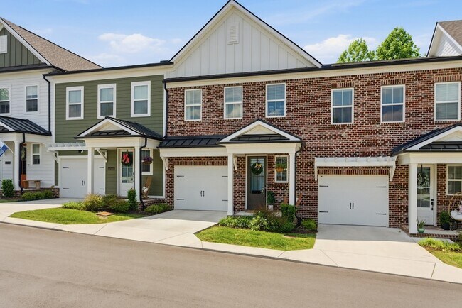 Foto del edificio - 6006 Mill Tree Ct