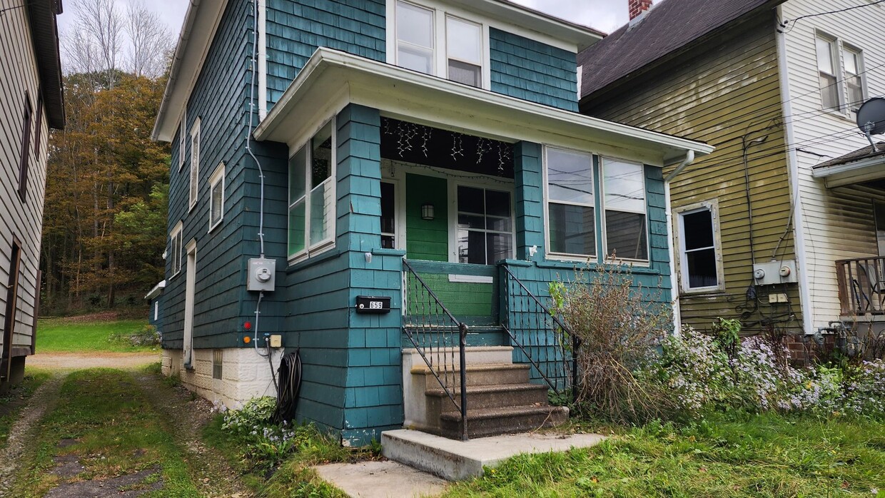 Primary Photo - Two Bedroom Single Family Home In Olean NY.