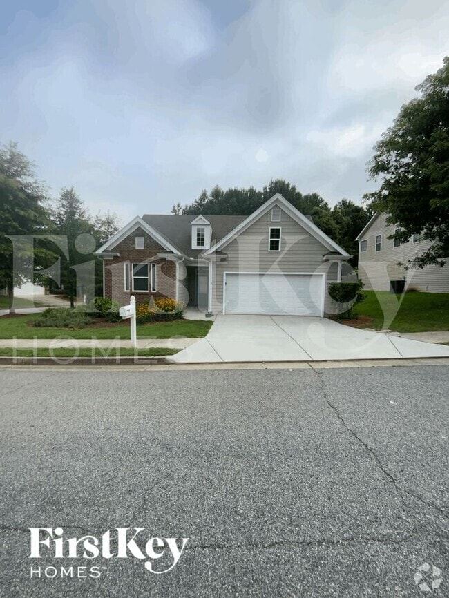 Building Photo - 3 Grier Ln