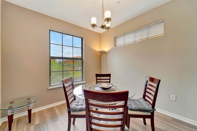 Foto del edificio - 8351 38th Street Cir E