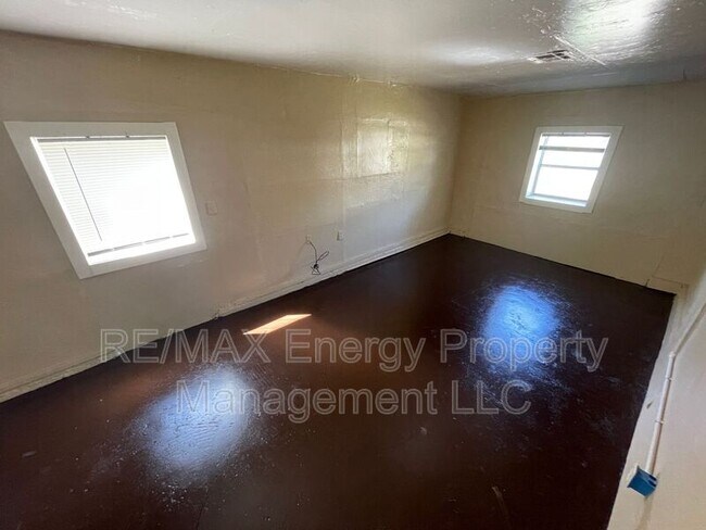 Foto del edificio - 2408 NE 26th St