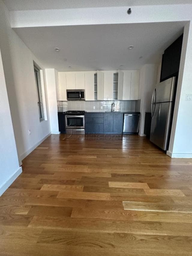 2 bedroom in ASTORIA NY 11102 - 2 bedroom in ASTORIA NY 11102 Apartment