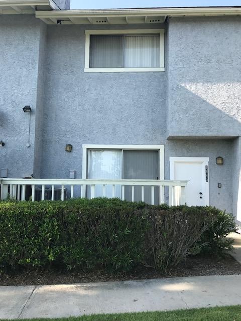 Primary Photo - 1440 W Village Ln