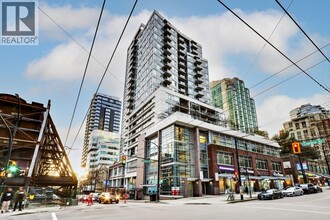 Building Photo - 821-821 Cambie St.