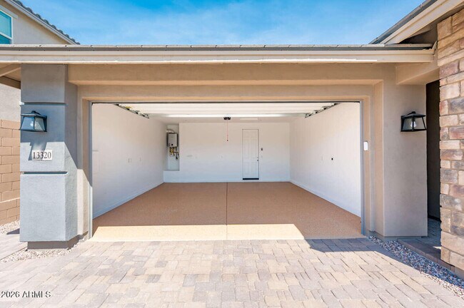 Foto del edificio - 13320 W Eagle Feather Rd