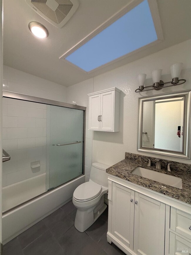 Foto del edificio - 378 Brey Rd