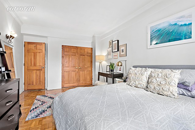 Foto del edificio - 240 E 46th St