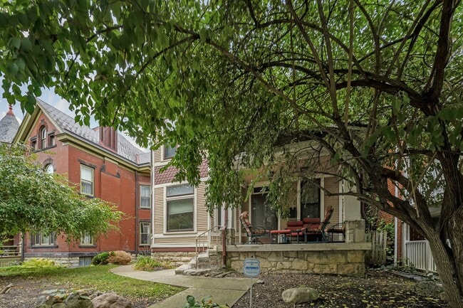 Foto del edificio - 1289 Neil Ave