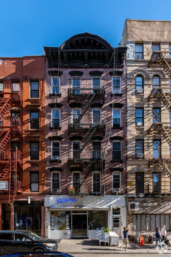 Foto del edificio - 164 Ludlow St