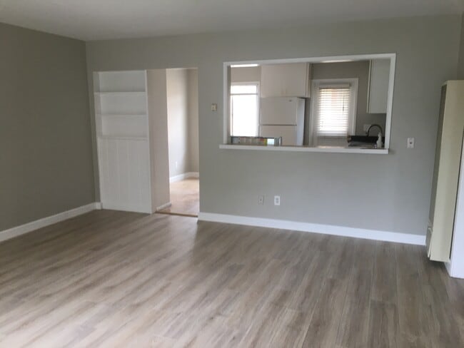 Building Photo - 1159 Felspar St