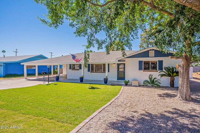 Building Photo - 4029 E Campus Dr