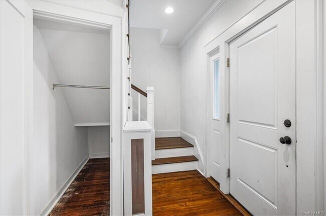 Foto del edificio - 78 Glendale Pl