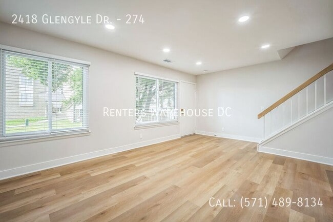 Building Photo - 2418 Glengyle Dr