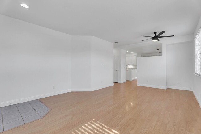 Building Photo - 3922 Iron Gate Way