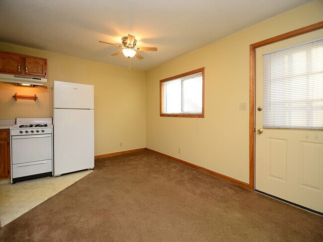 Foto del edificio - 1406 McPherson Av