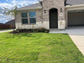 Building Photo - 4100 Malachite Dr