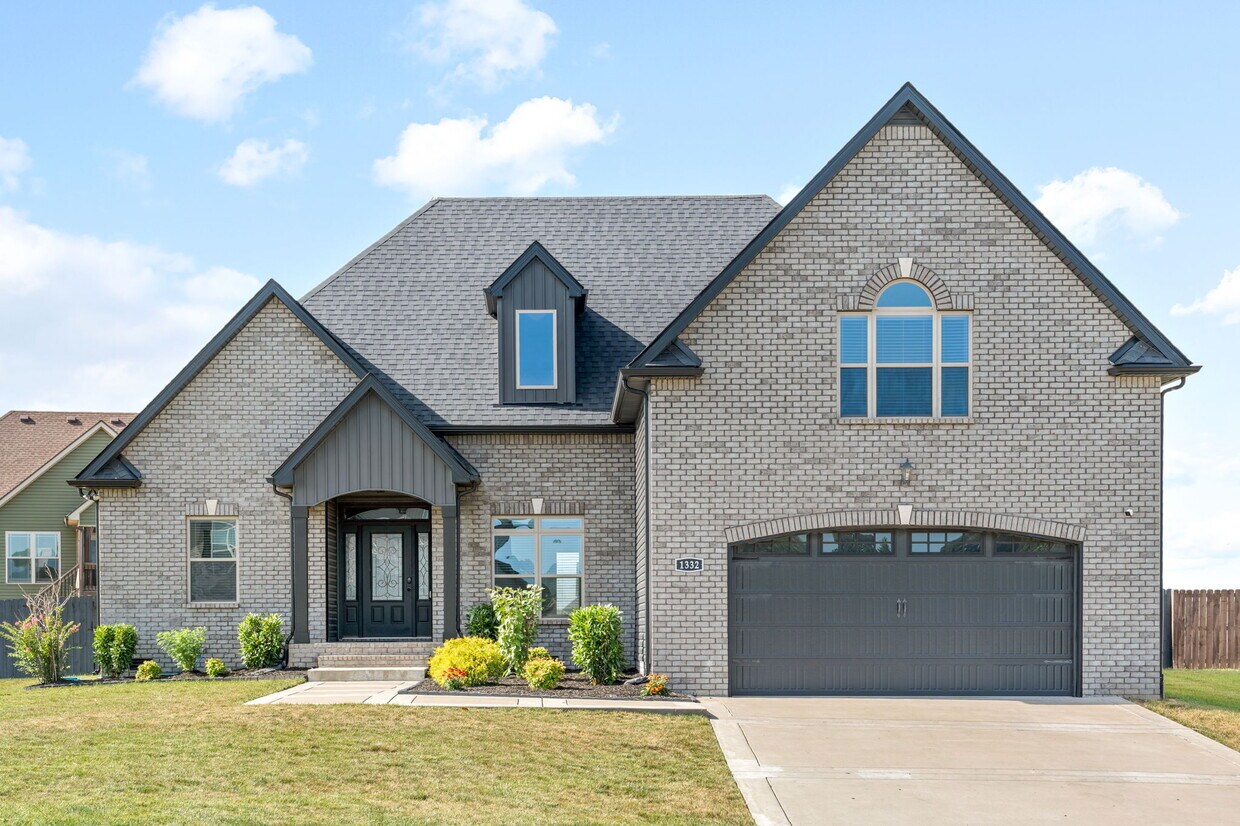 Primary Photo - 1332 Apple Blossom Rd