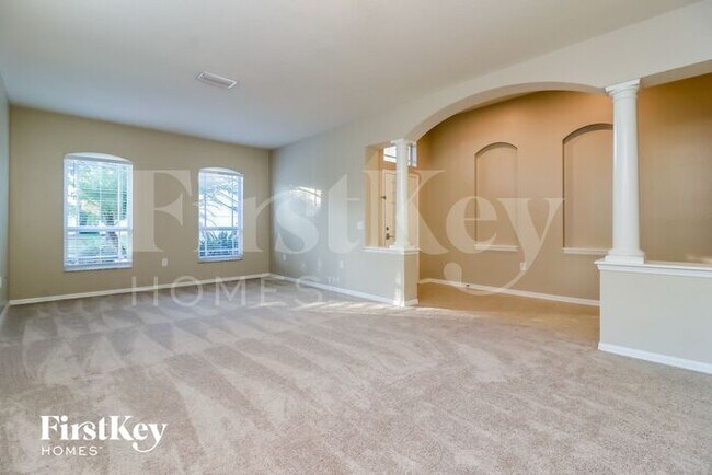 Foto del edificio - 35120 Deerfield Oaks Dr