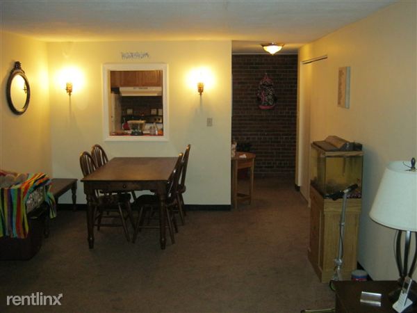 Building Photo - 36 Greentree Ln