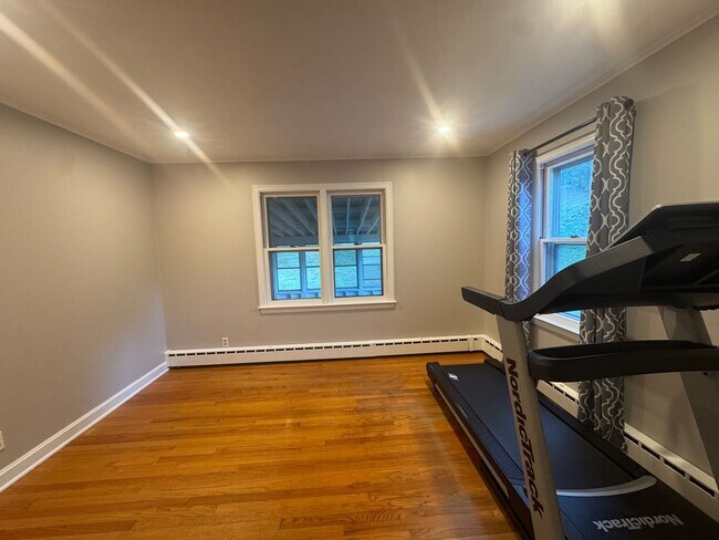 Foto del edificio - Beautiful Single Family Home in Quiet Neig...