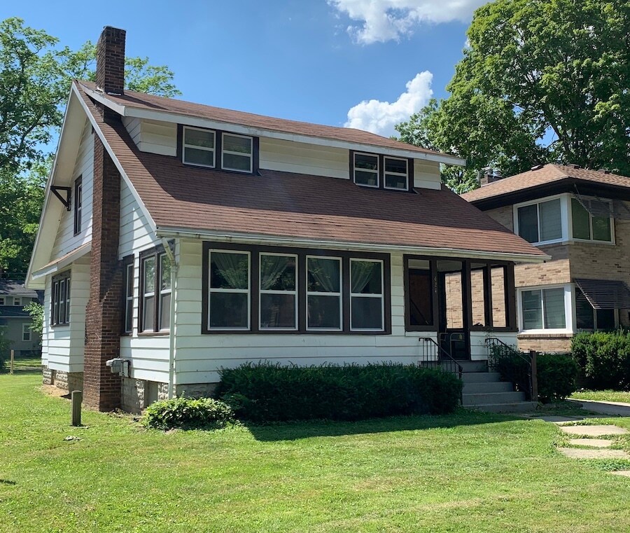 Primary Photo - 425 Division St