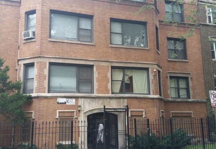 Building Photo - 7656 S Kingston Ave