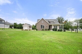 Building Photo - 127 Buteo St