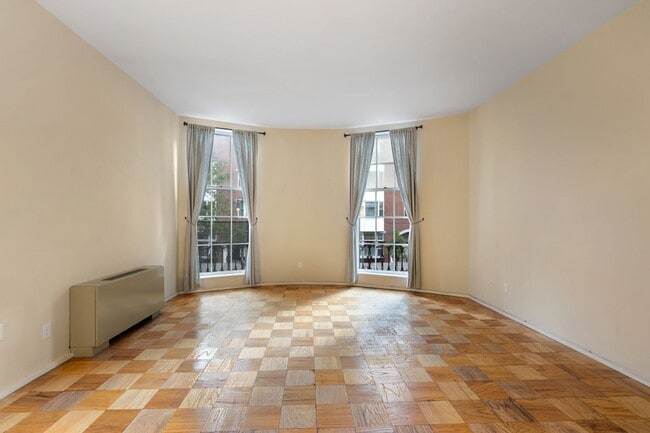Building Photo - 27 Bowdoin St