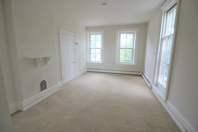 Foto del edificio - 322 Hodgson St