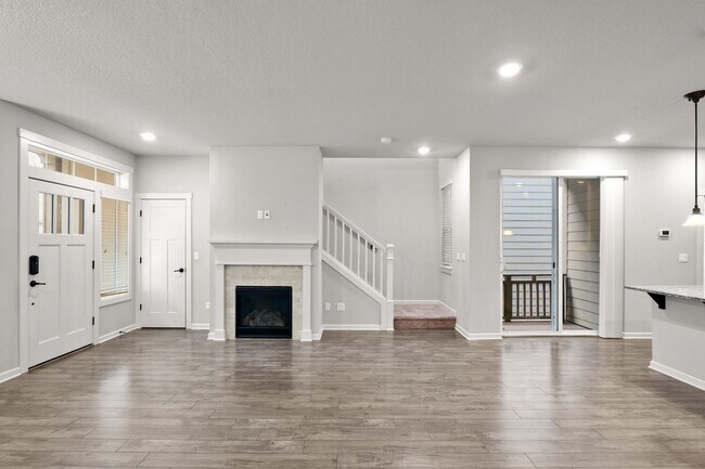 Building Photo - 9359 SW Treble Ln