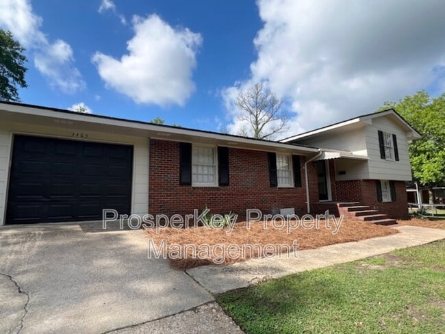 Building Photo - 3465 Melrose Dr