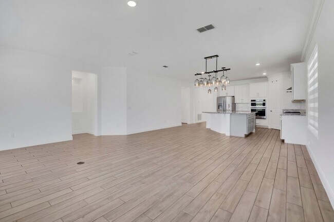 Foto del edificio - 8318 Vivaro Isle Way