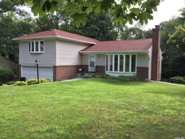 Primary Photo - 17 Forest Dr