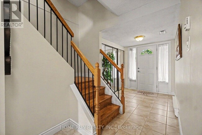 Building Photo - 9d Castlebrook Ln