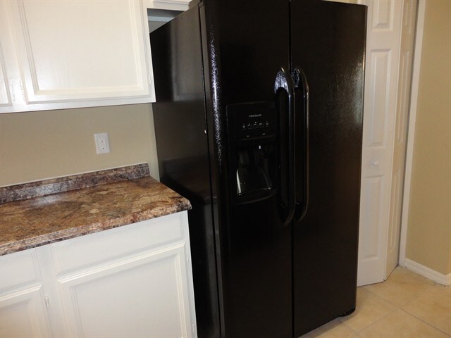 Foto del edificio - 250 Misty Meadow Dr