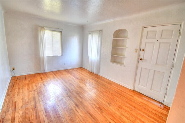 Foto del edificio - Albuquerque Country Club Townhome !!!!!