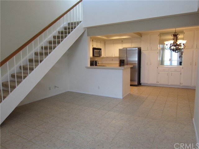 Building Photo - 24462 Kathleen Dr