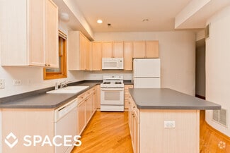 Building Photo - 2715 N Wayne Ave