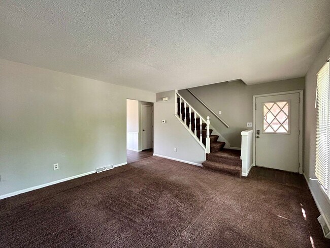 Foto del edificio - Countrywood Court SE 4544-4546