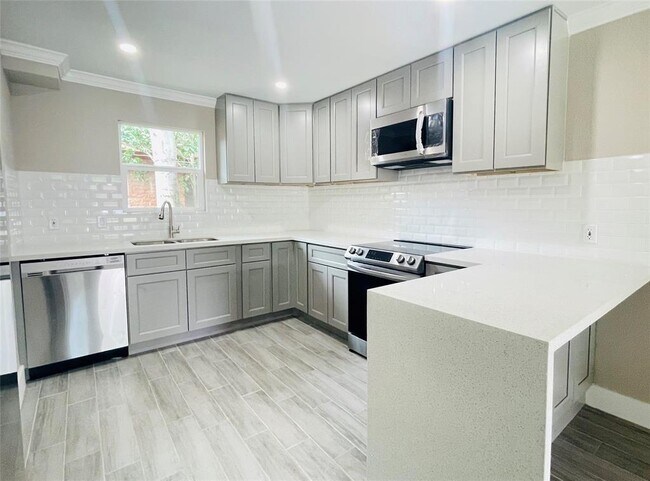 Foto del edificio - 2222 Peppermill Rd