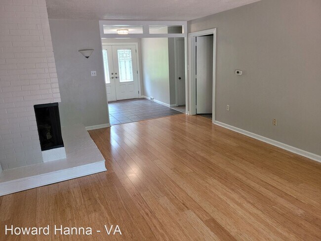 Building Photo - 4 br, 3.5 bath House - 3824 Thalia Drive