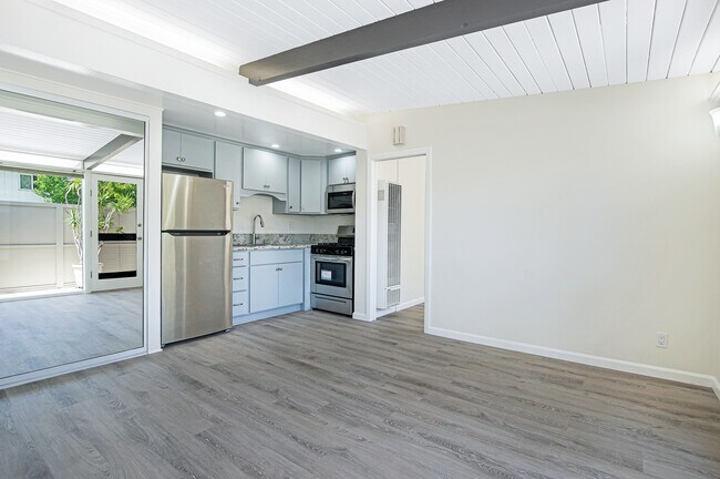 Living Room, Kitchen, Entrance to Bedroom - 11301 Gladwin St