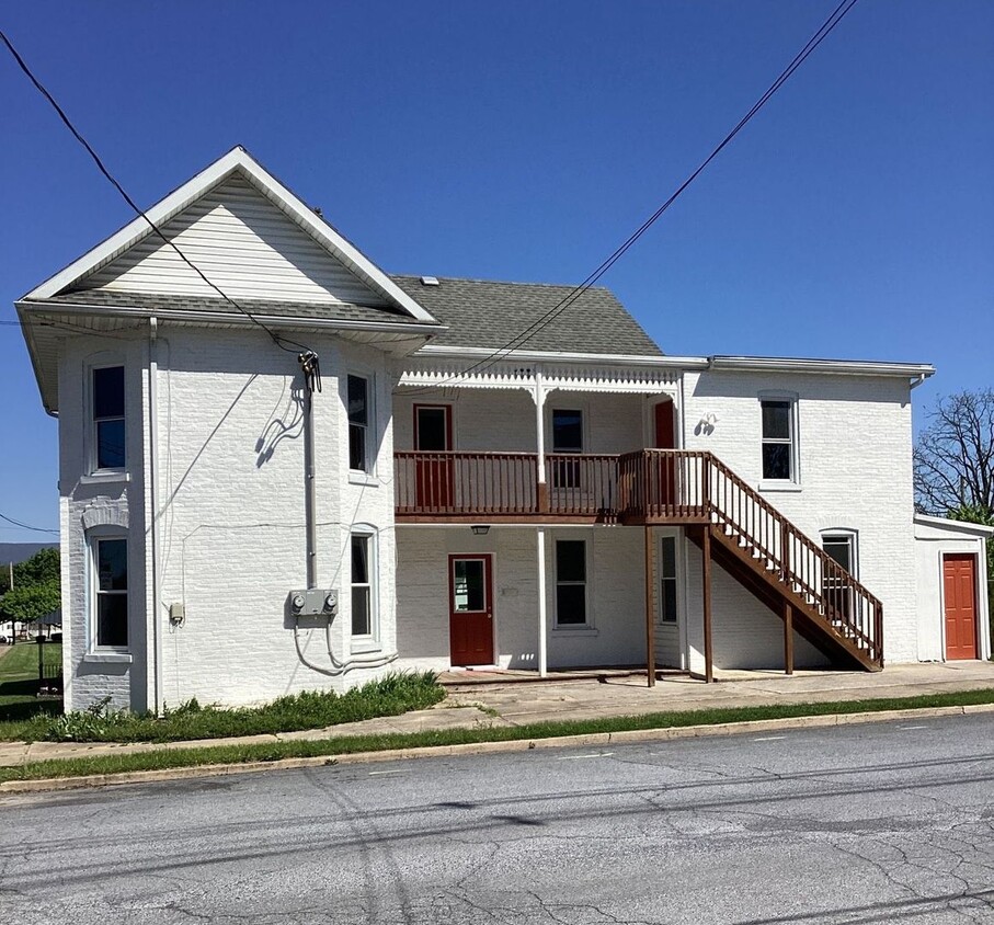 Primary Photo - 602 N Franklin St