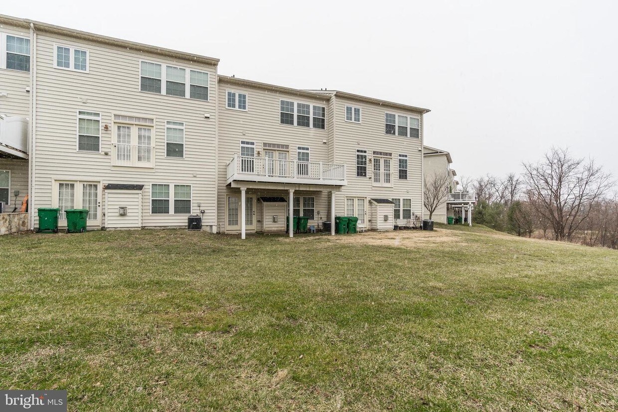 2061 Crescent Moon Ct, Woodstock, MD 21163 Townhome Rentals in