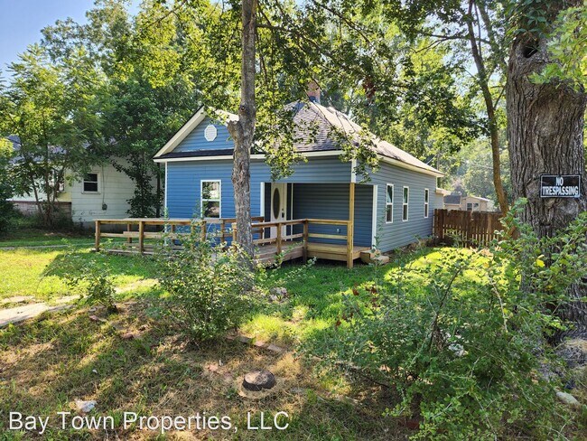 Foto del edificio - 2 br, 1 bath House - 107 Olive St