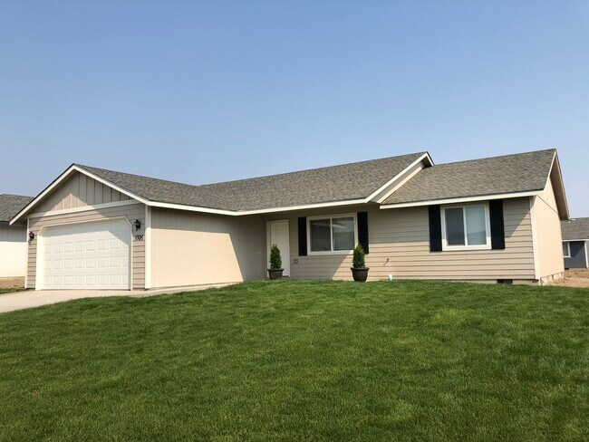 Building Photo - 1306 W Shelby St