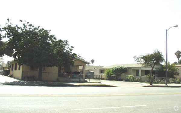 Primary Photo - 918 W Gage Ave