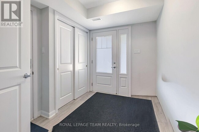 Building Photo - 502 Galmoy Way