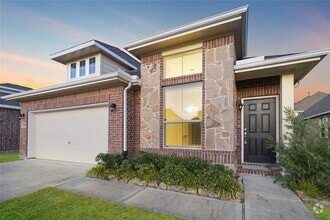 Building Photo - 8426 Montego Bay Dr