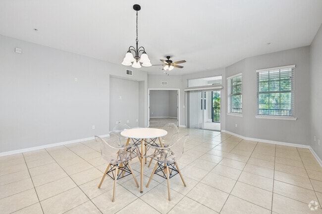 3BR, 2BA - 1,721SF - Living Room/Dining Room - Dream Portofino Shores